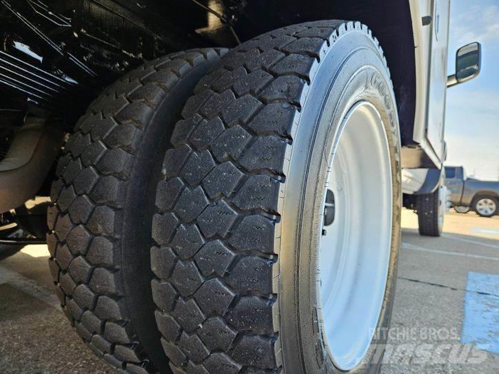 RAM 5500 Pacēlāji uz automašīnas bāzes