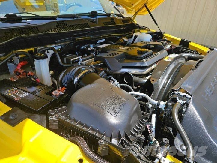 RAM 5500 Pacēlāji uz automašīnas bāzes