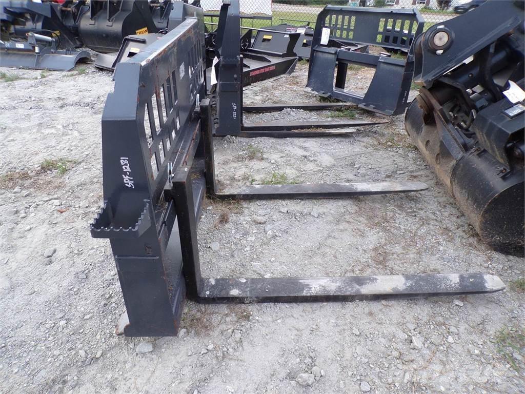  Unmarked Dakšas