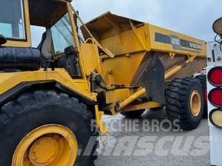Volvo A25C Artikulētie pašizgāzēji
