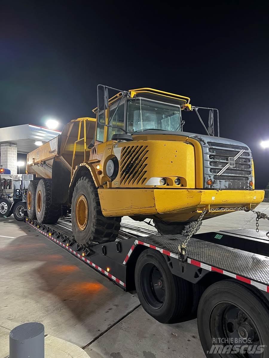 Volvo A25D Artikulētie pašizgāzēji