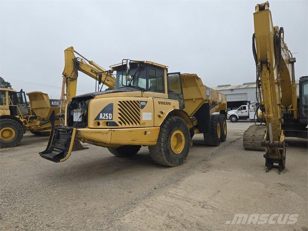 Volvo A25D Artikulētie pašizgāzēji