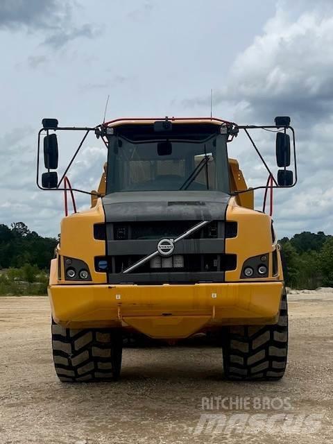 Volvo A25G Artikulētie pašizgāzēji
