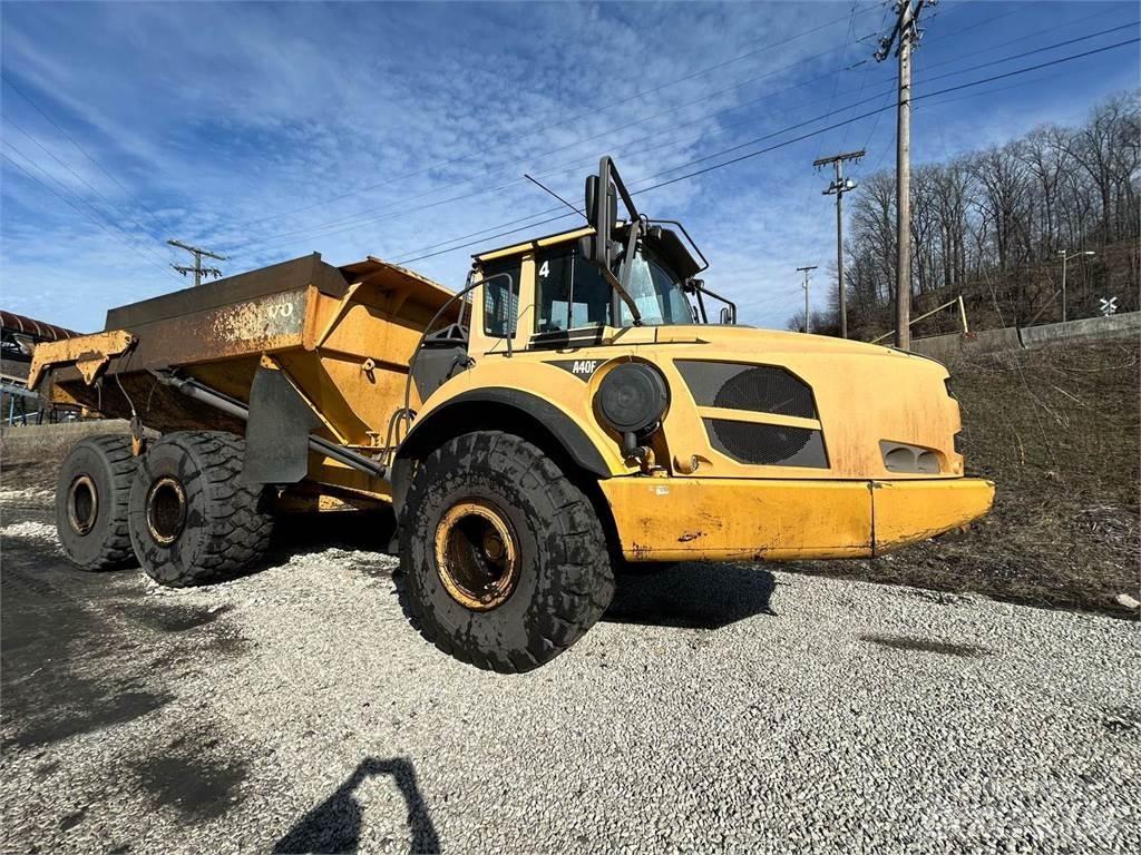 Volvo A40F Artikulētie pašizgāzēji