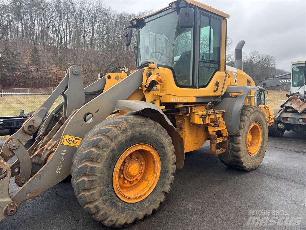 Volvo L60G Iekrāvēji uz riteņiem