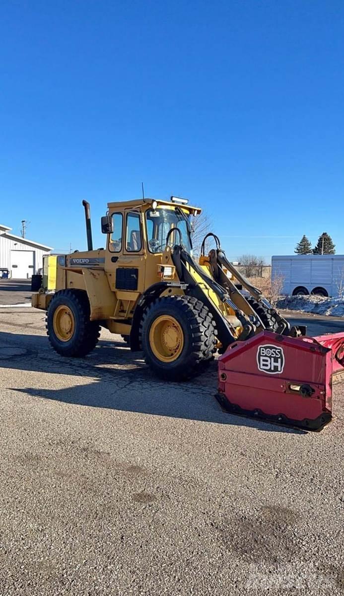 Volvo L70 Iekrāvēji uz riteņiem
