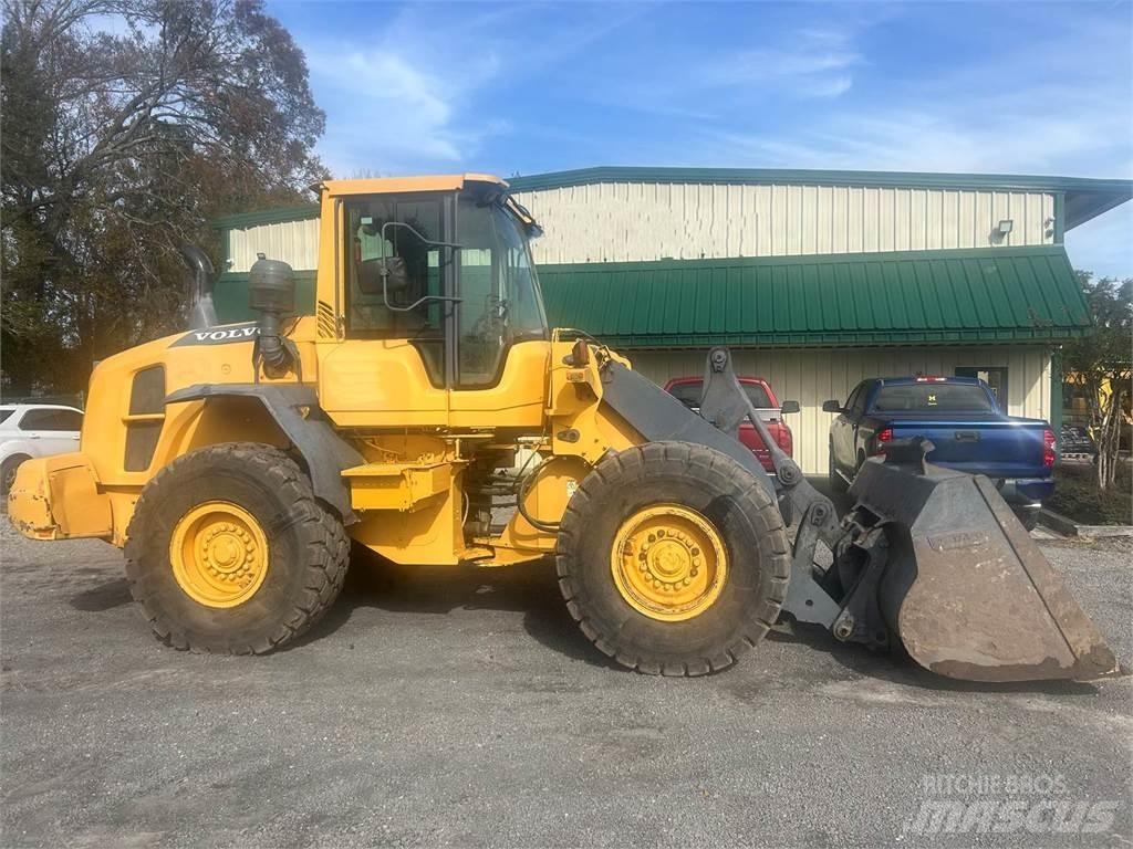 Volvo L70G Iekrāvēji uz riteņiem