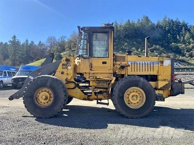 Volvo L90C Iekrāvēji uz riteņiem
