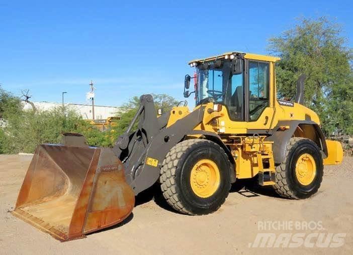 Volvo L90G Iekrāvēji uz riteņiem