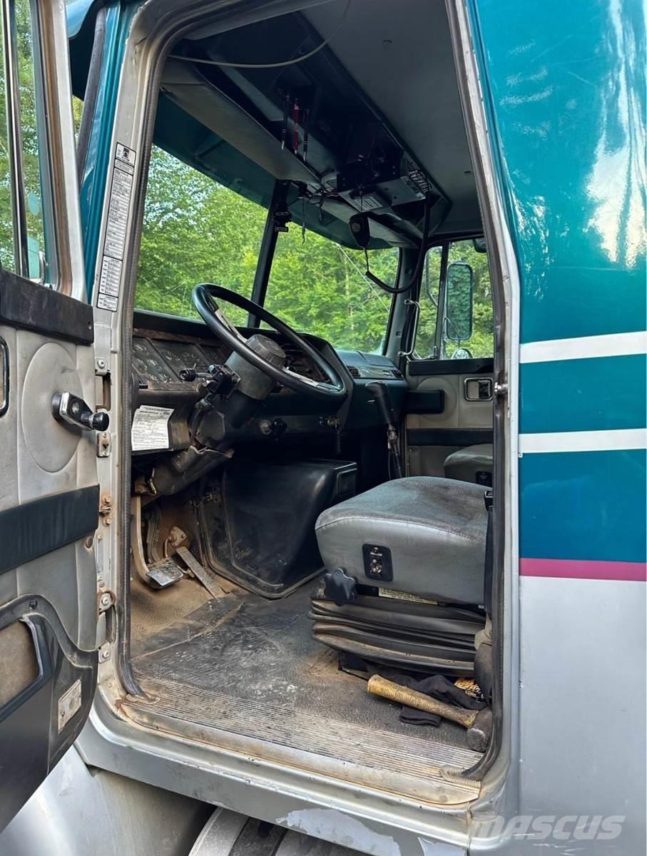 Volvo VE Pašizgāzējs