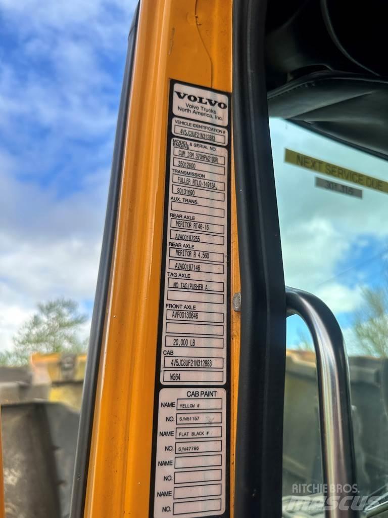 Volvo WG64 Pašizgāzējs