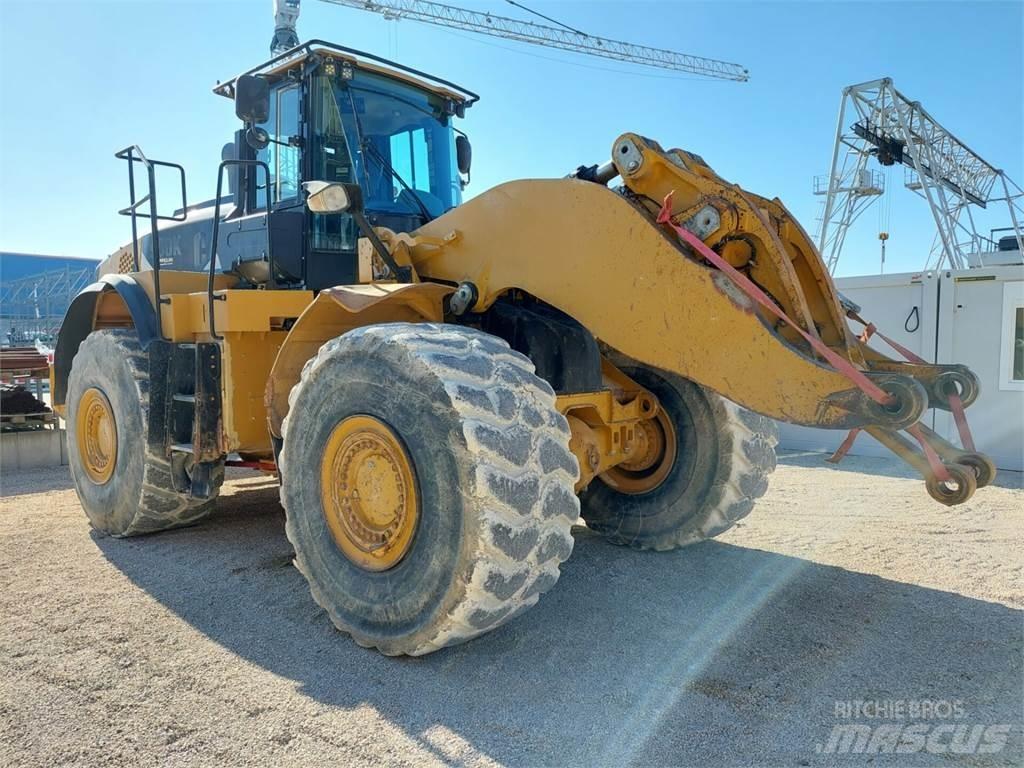 CAT 980K Iekrāvēji uz riteņiem