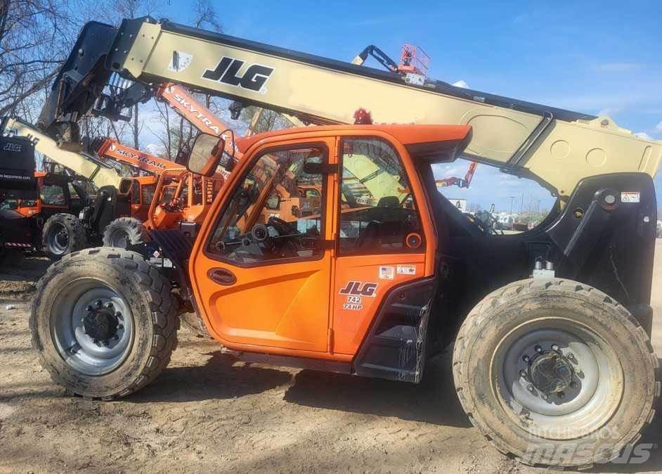 JLG 742 Teleskopiskie manipulatori
