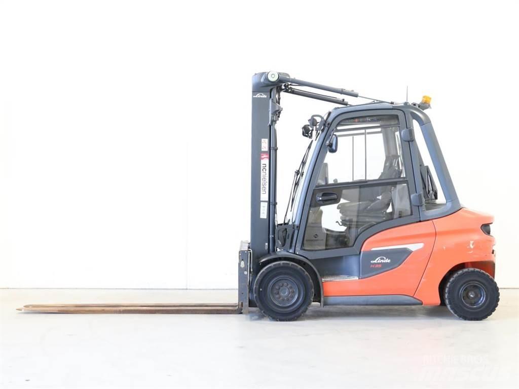 Linde H35D/1202-01 Tehnika ar dīzeļa dzinēju