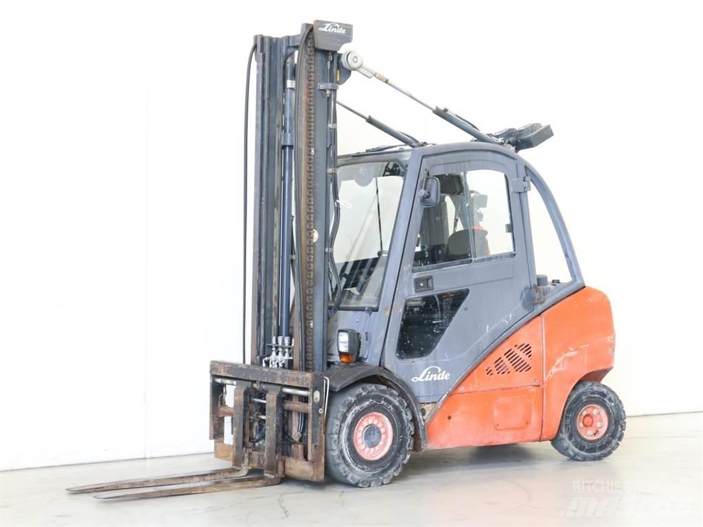 Linde H35D/393-01 Tehnika ar dīzeļa dzinēju