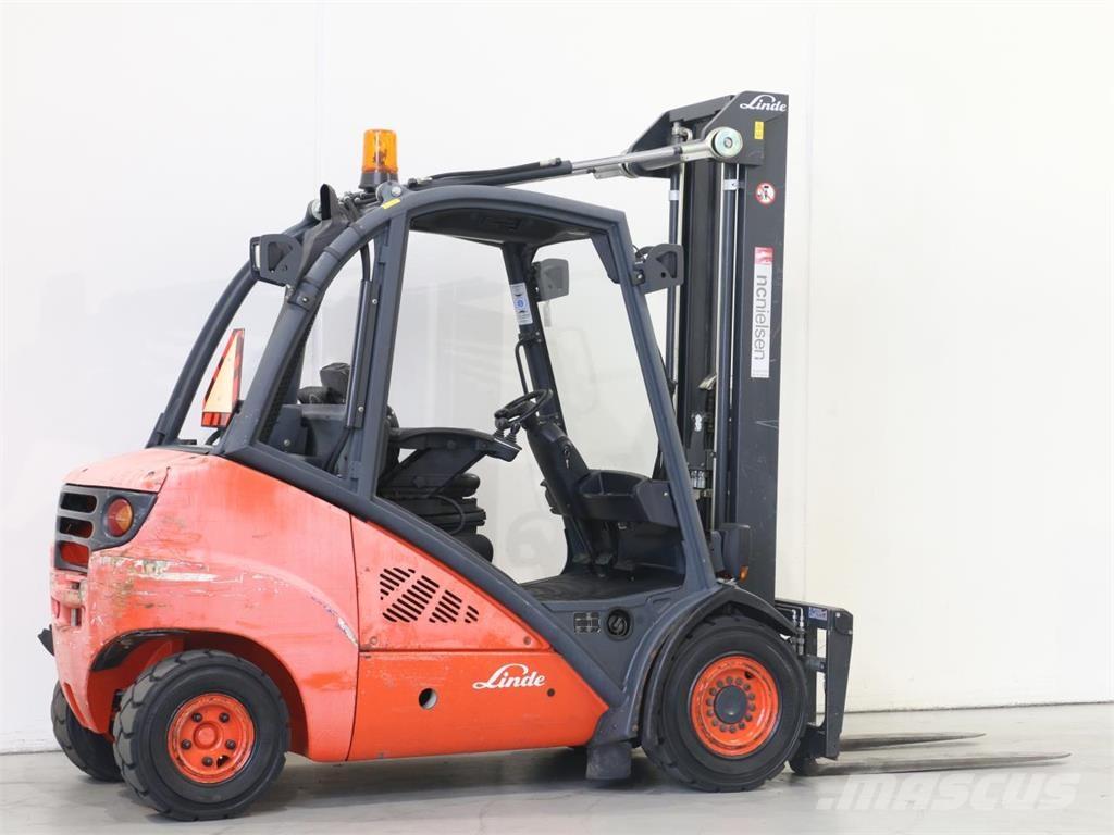 Linde H35D/393-01 Tehnika ar dīzeļa dzinēju