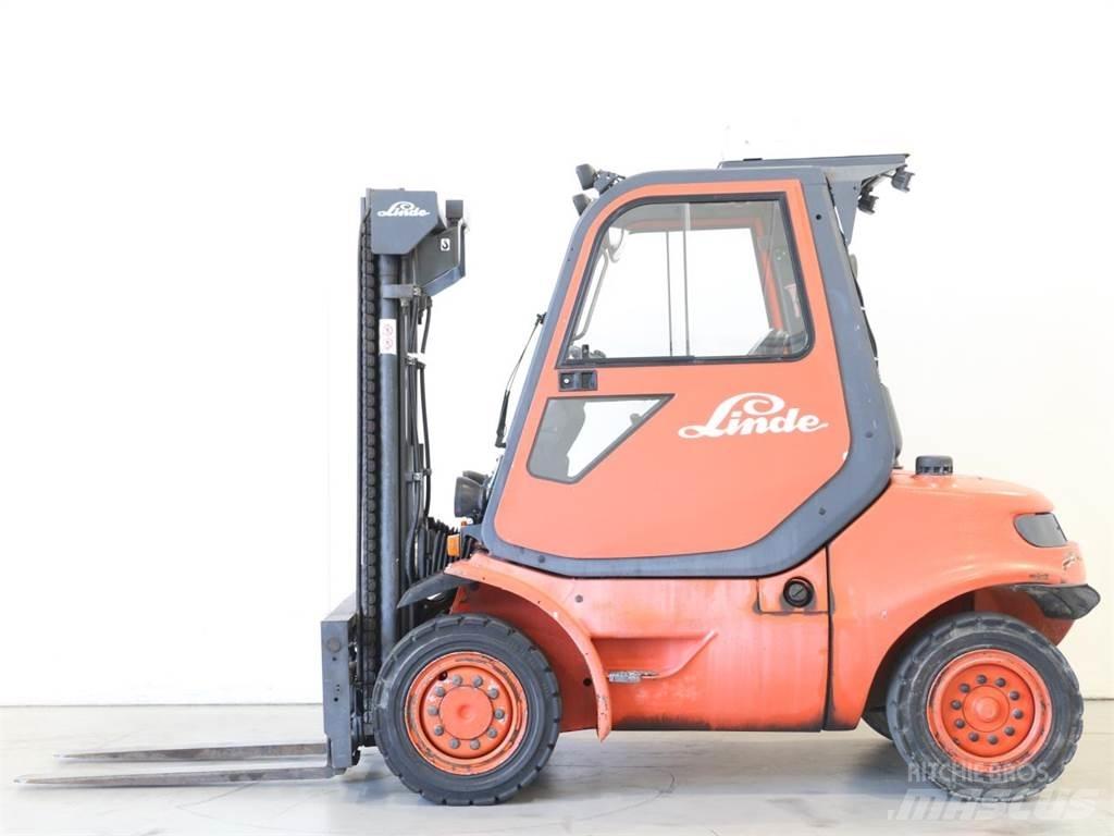 Linde H40D/352-04 Tehnika ar dīzeļa dzinēju