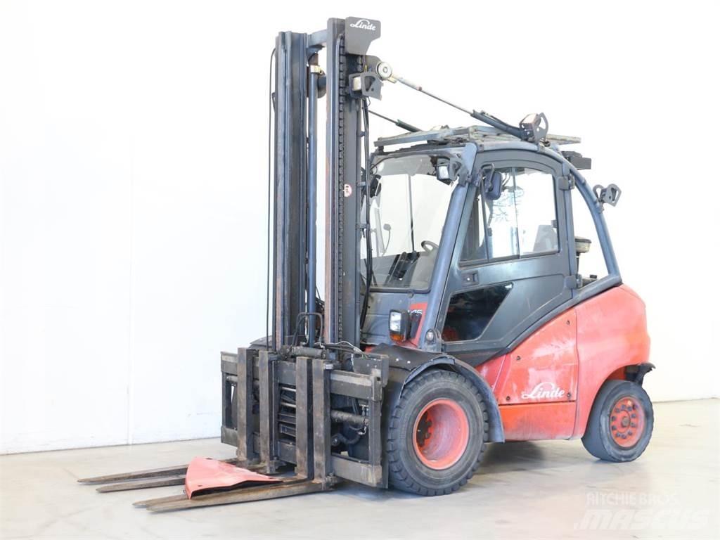 Linde H45D/394 Tehnika ar dīzeļa dzinēju