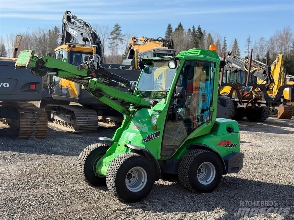 Avant 640 DLX Mini iekrāvēji