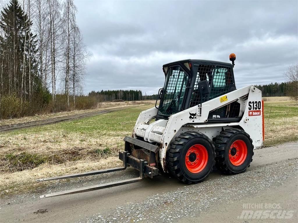 Bobcat S130 Lietoti riteņu kompaktiekrāvēji