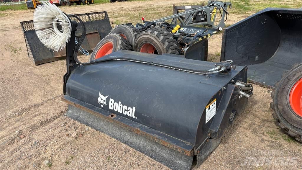 Bobcat S650 Lietoti riteņu kompaktiekrāvēji