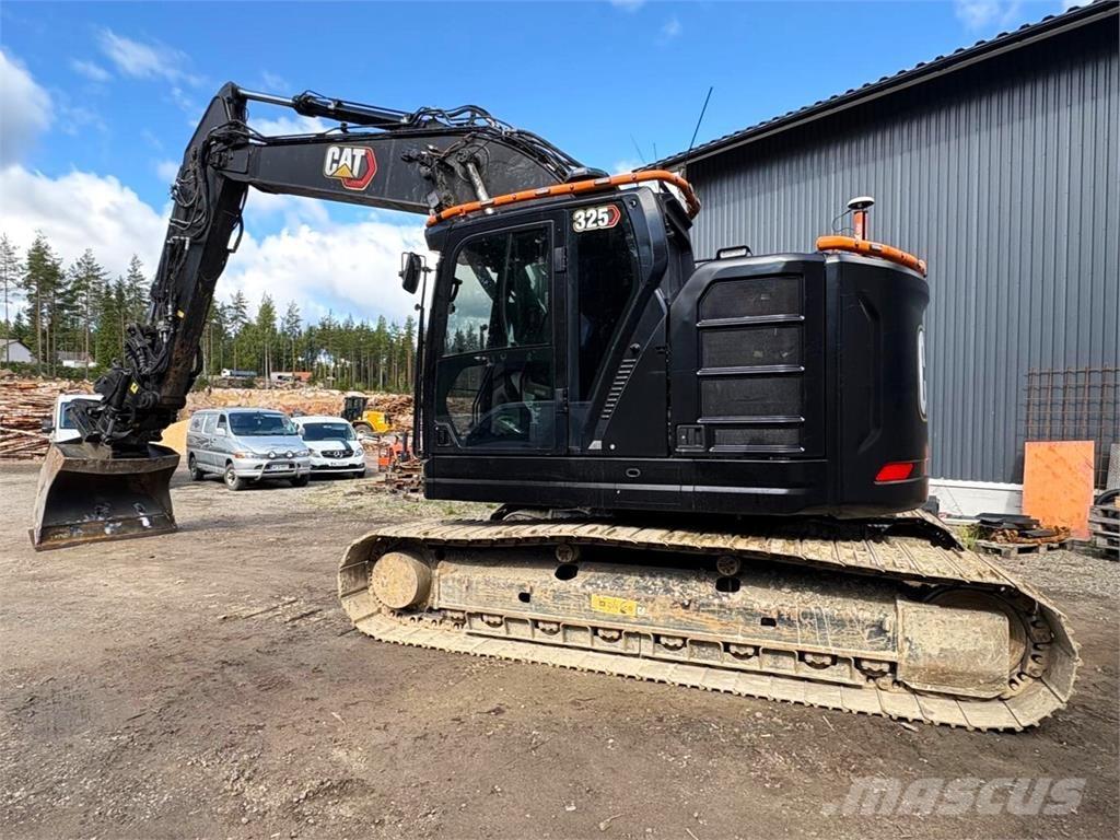CAT 325 Kāpurķēžu ekskavatori
