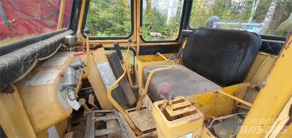 CAT D4D Būvniecība- Citi