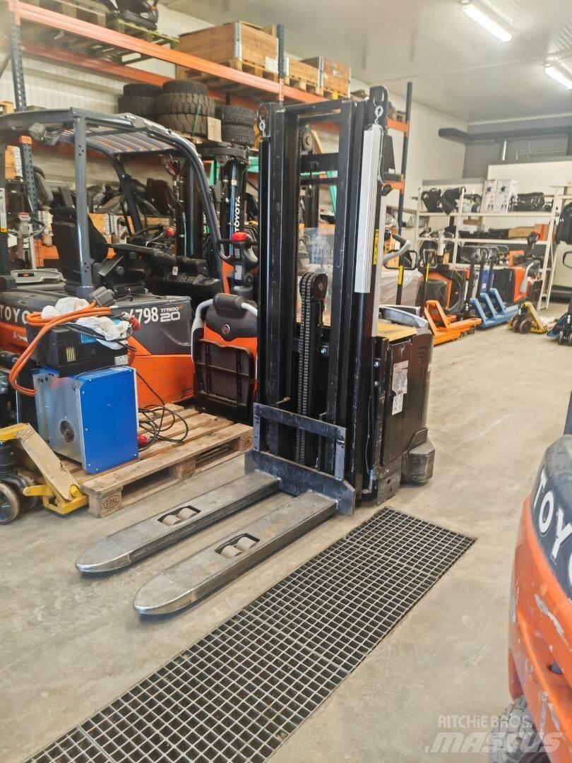 CAT NSV16N Autokrāvēji - citi
