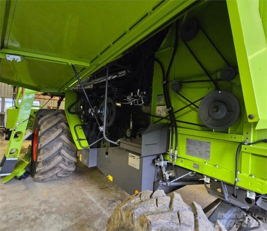 CLAAS Avero 160 Ražas novākšanas kombaini
