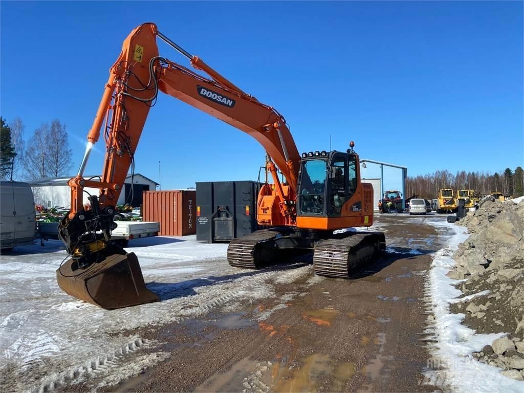Doosan DX 235 LCR Kāpurķēžu ekskavatori