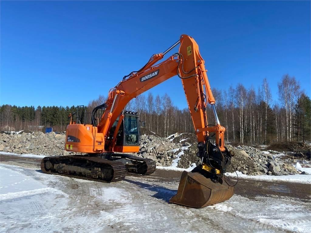 Doosan DX 235 LCR Kāpurķēžu ekskavatori