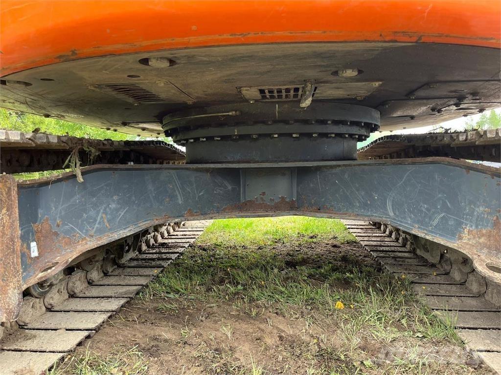 Doosan DX140LC Kāpurķēžu ekskavatori