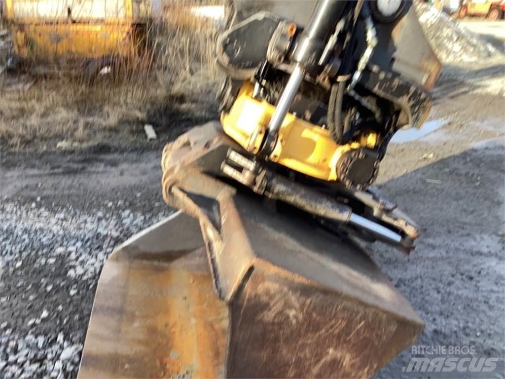 Doosan DX235 LCR Kāpurķēžu ekskavatori