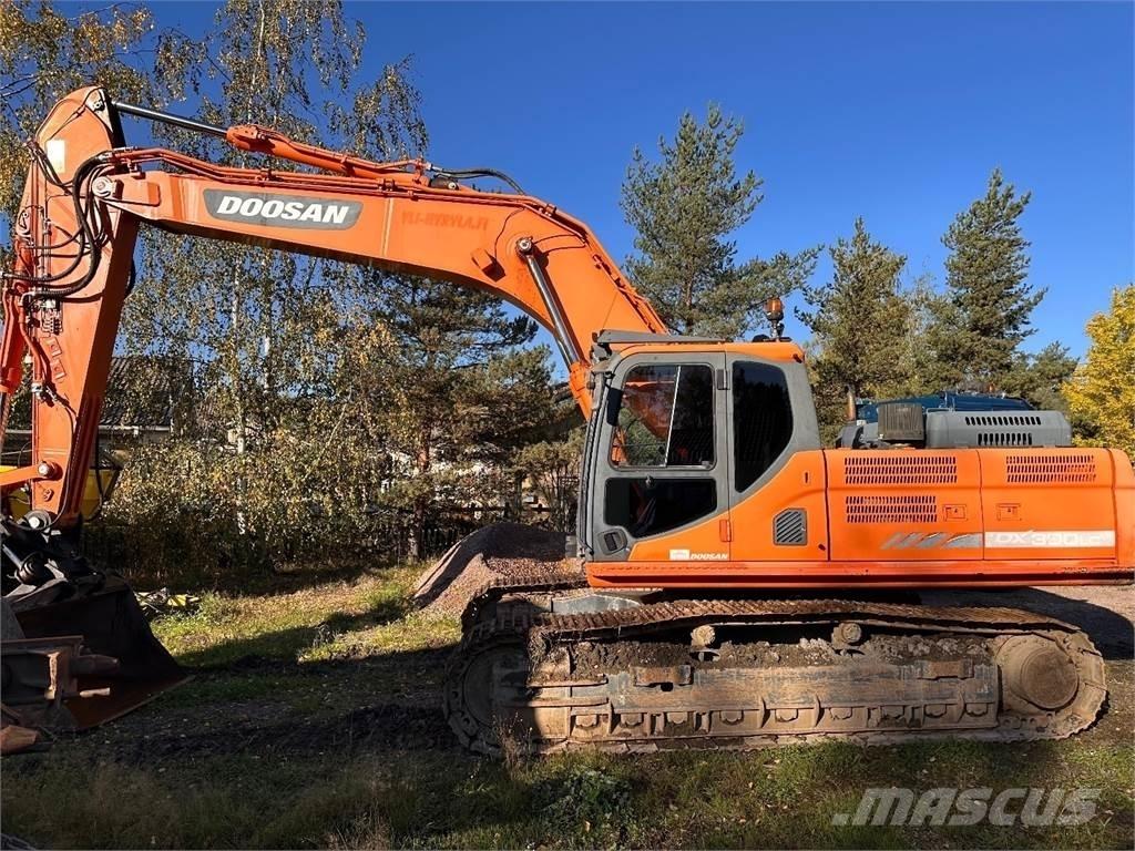 Doosan DX300 LC-3 Kāpurķēžu ekskavatori