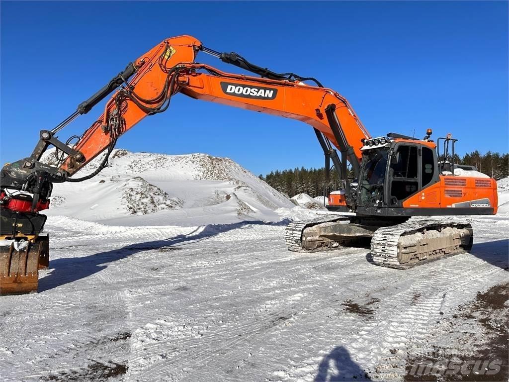 Doosan DX300 LC-5 Kāpurķēžu ekskavatori