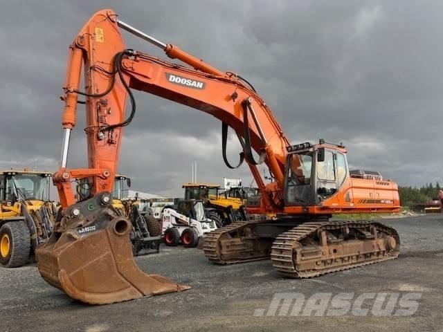 Doosan DX480LC Kāpurķēžu ekskavatori