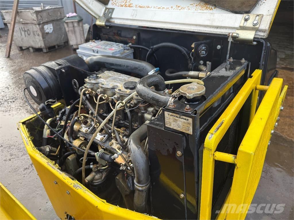 Dynapac CC 100 Būvniecība- Citi