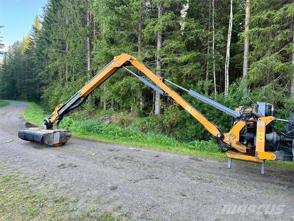 Ferri N12HT Pļaujmašīnas