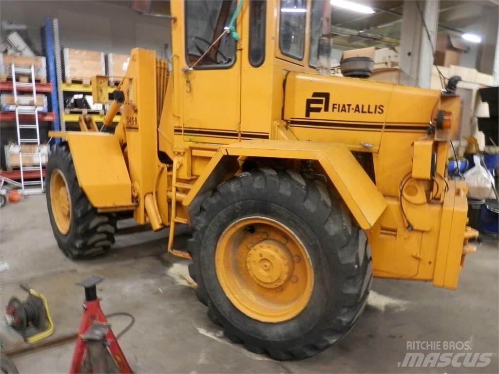 Fiat-Allis 345 B Iekrāvēji uz riteņiem