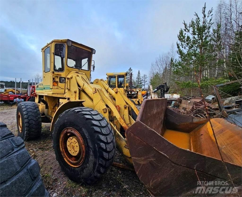 Fiat-Allis 645H-B Iekrāvēji uz riteņiem