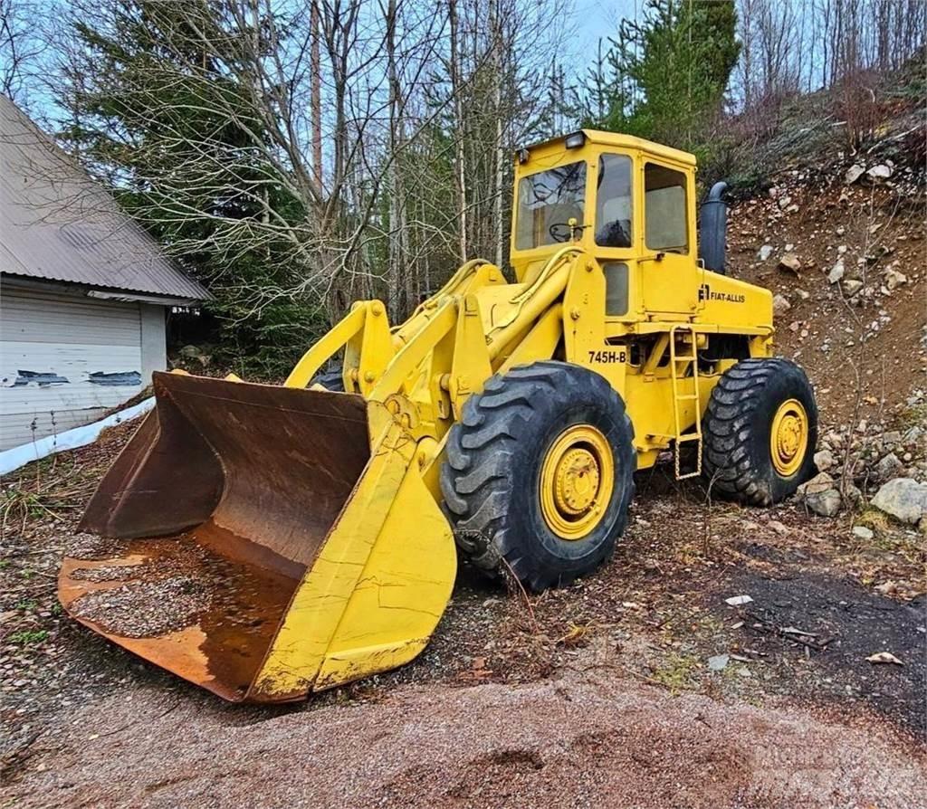 Fiat-Allis 745H-B Iekrāvēji uz riteņiem