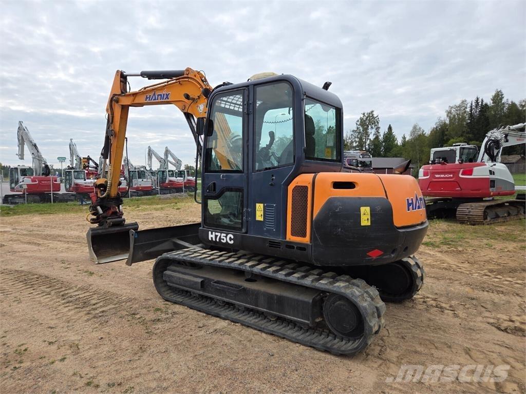 Hanix H75C Vidēja lieluma ekskavatori 7 t - 12 t