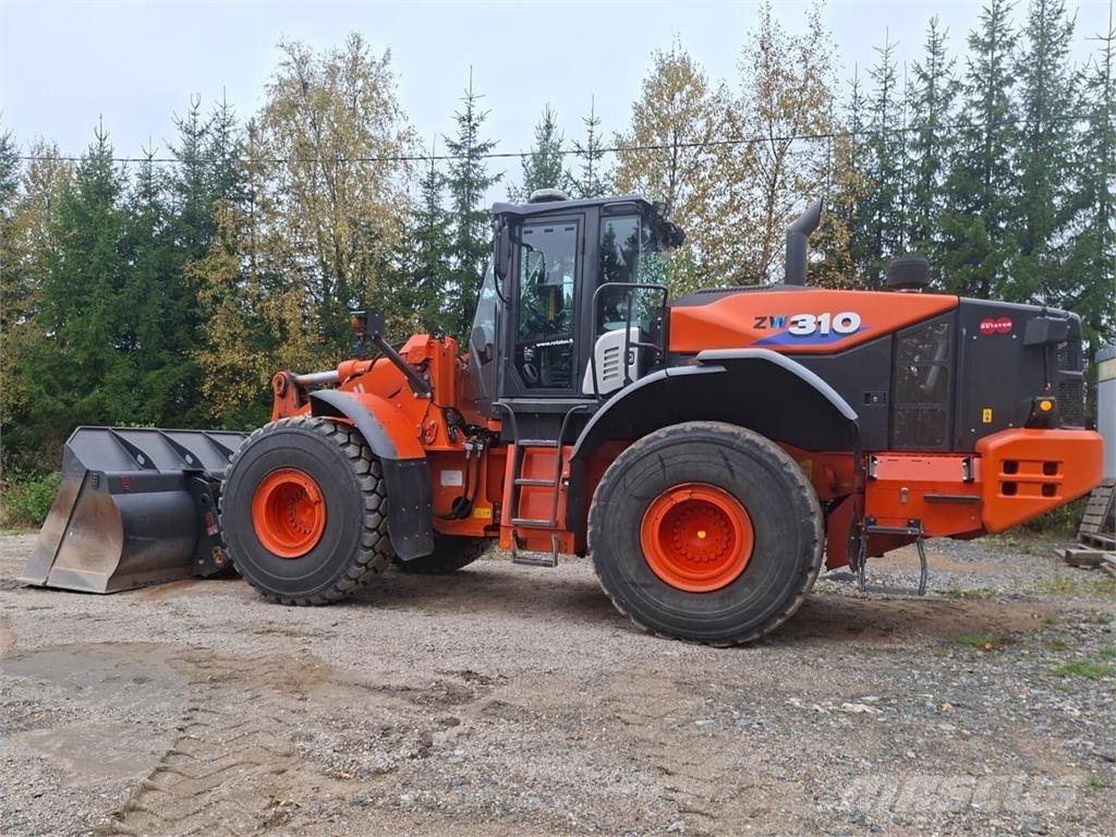 Hitachi ZW 310-6 Iekrāvēji uz riteņiem