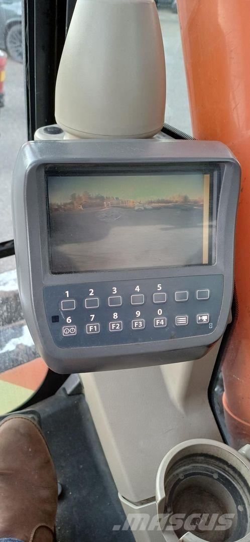 Hitachi ZX170W-3 Ekskavatori uz riteņiem