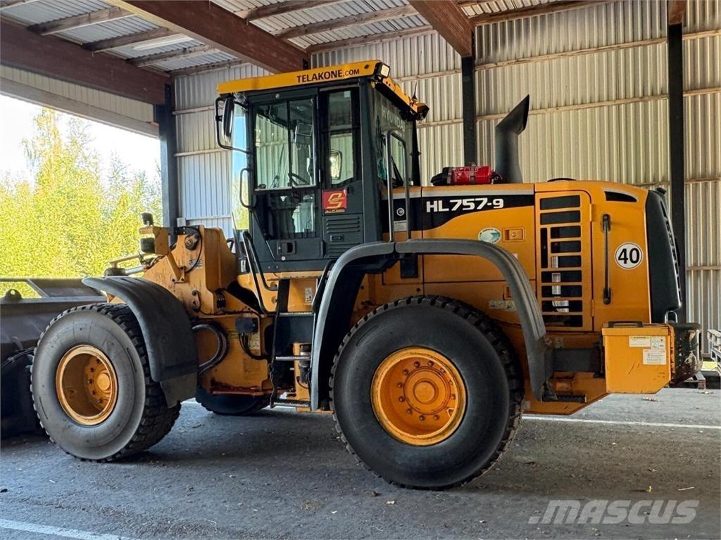 Hyundai HL 757-9 Iekrāvēji uz riteņiem