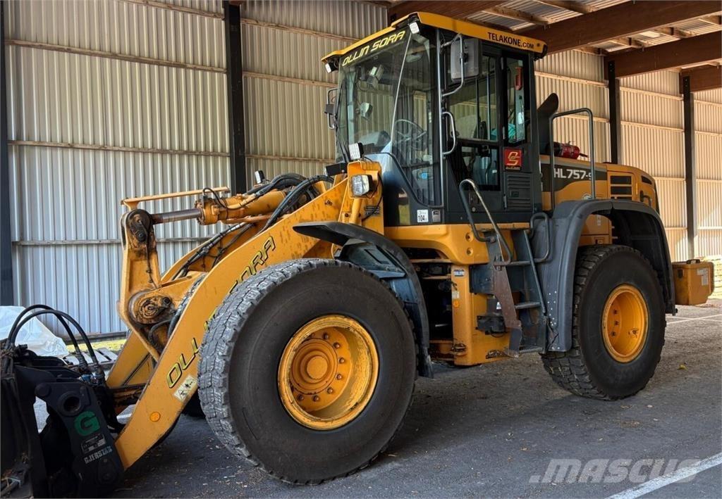 Hyundai HL 757-9 Iekrāvēji uz riteņiem