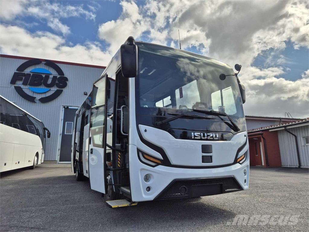 Isuzu Grand Toro Tūrisma autobusi