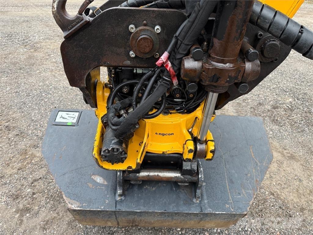 JCB 4 CX ECO Ekskavatori-iekrāvēji