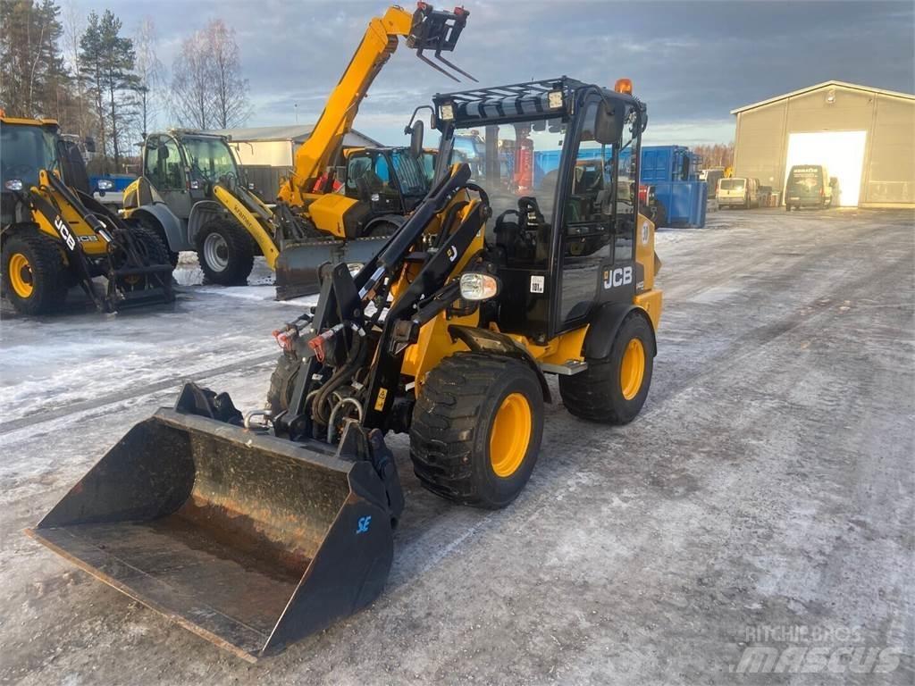 JCB 403 Plus Iekrāvēji uz riteņiem