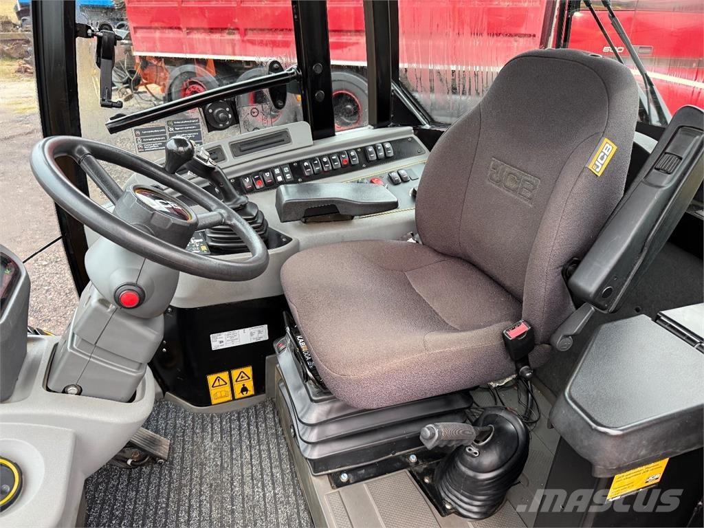 JCB 409 Iekrāvēji uz riteņiem